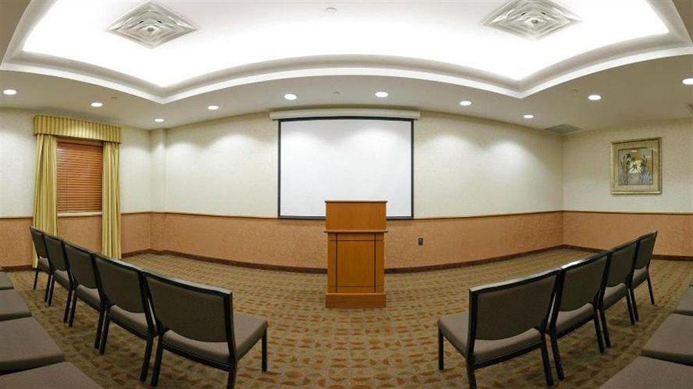 Holiday Inn Express Hotel & Suites East End By Ihg Riverhead Exteriér fotografie