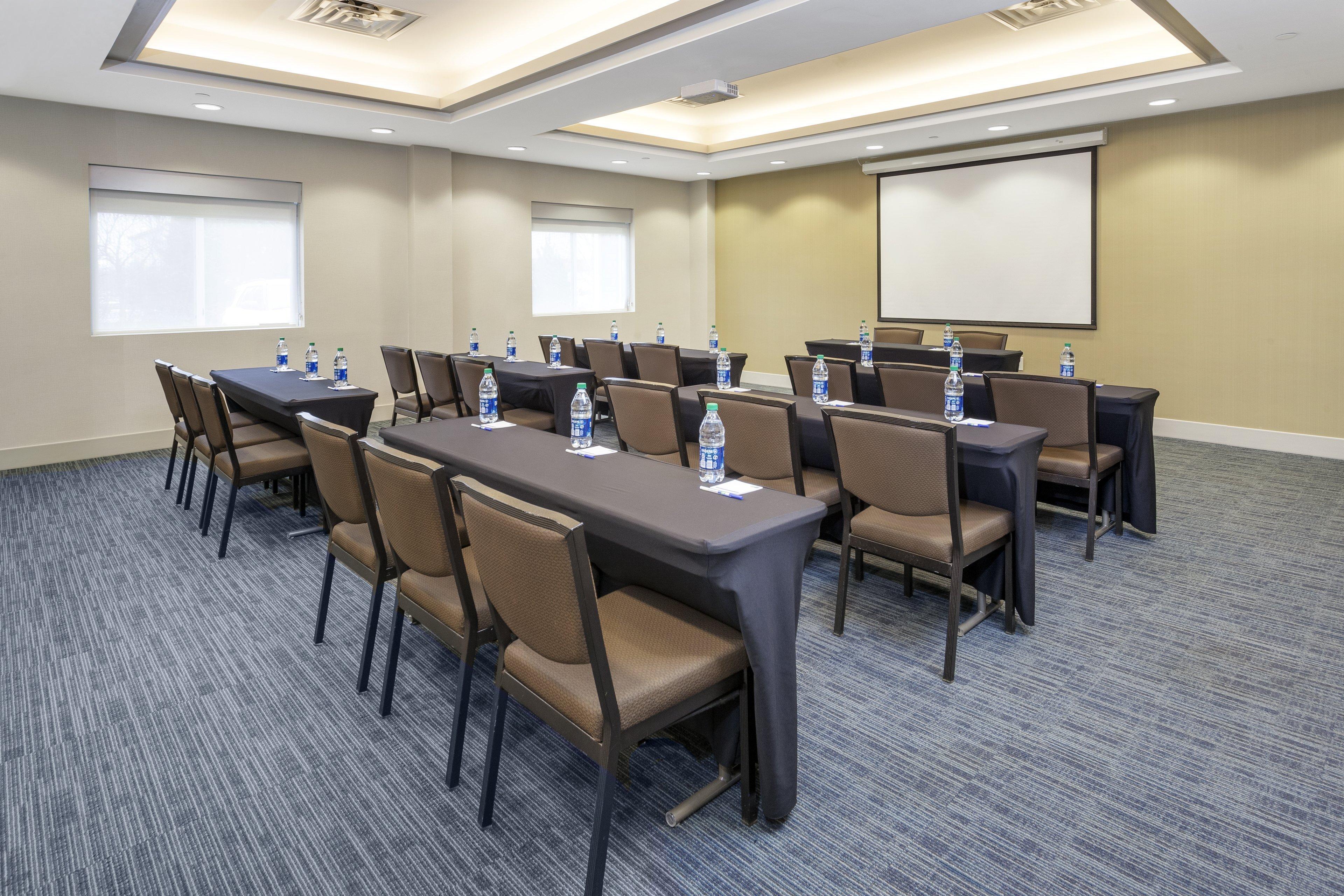 Holiday Inn Express Hotel & Suites East End By Ihg Riverhead Exteriér fotografie