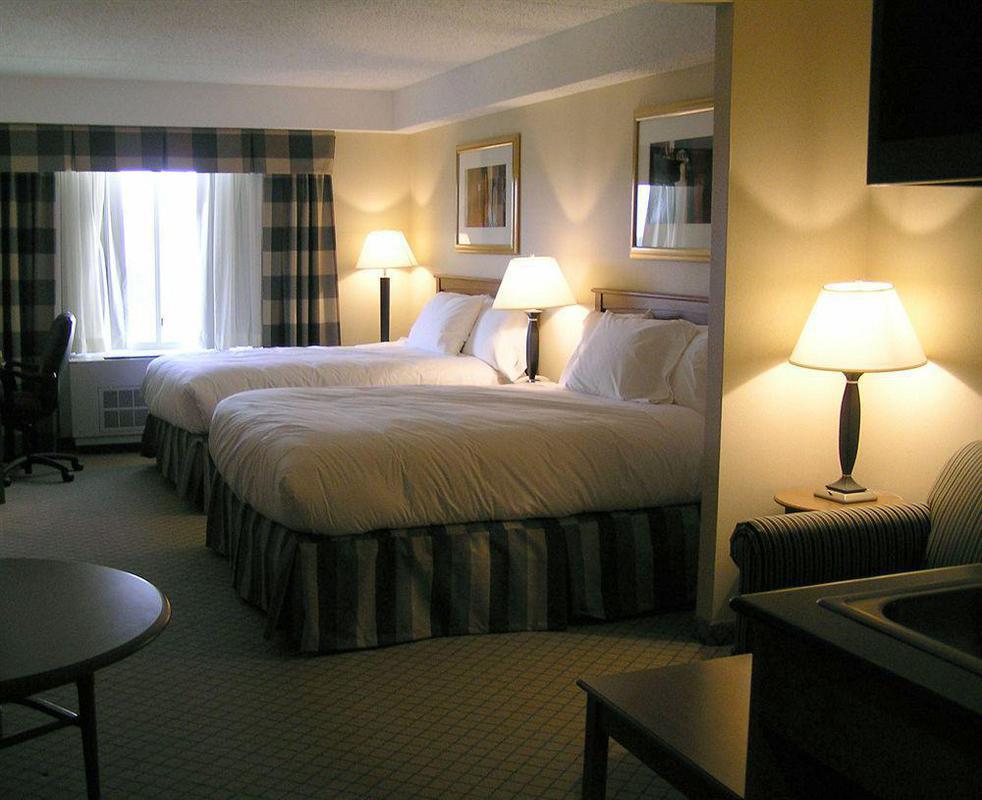 Holiday Inn Express Hotel & Suites East End By Ihg Riverhead Exteriér fotografie